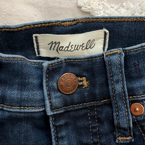 Madewell 10” High Rise Skinny Jeans - Picture 4 of 4